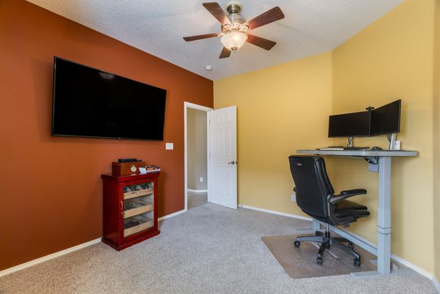 1714 17th Avenue SE, Rio Rancho, NM 87124