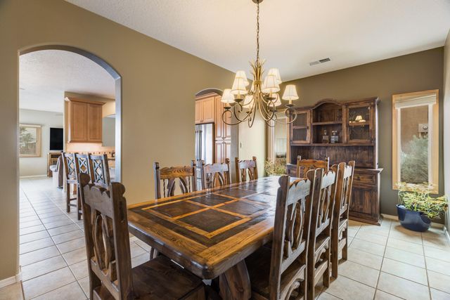 1714 17th Avenue SE, Rio Rancho, NM 87124