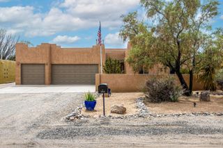 1714 17th Avenue SE, Rio Rancho, NM 87124