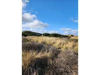0 5TH St Sw, Bandon, OR 97411