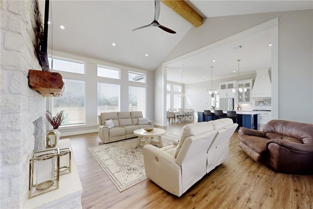 13504 Hudson Farms Rd, Franklin, TX 77859