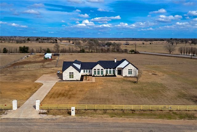 13504 Hudson Farms Rd, Franklin, TX 77859