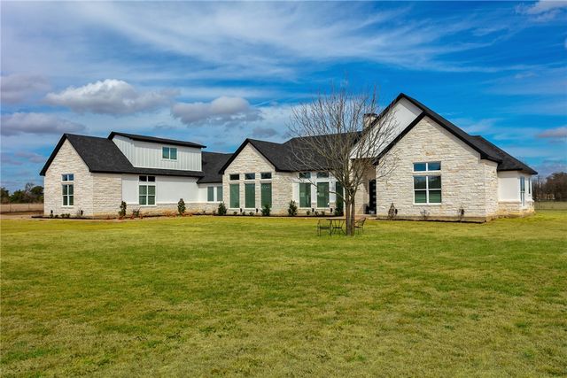 13504 Hudson Farms Rd, Franklin, TX 77859