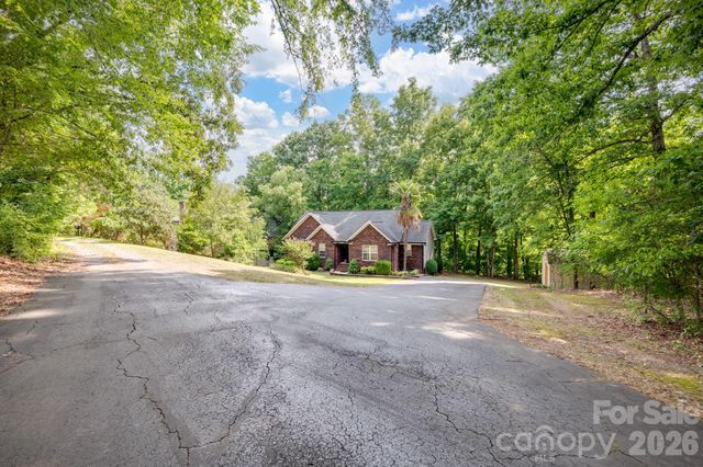 398 Knoll Court SE, Concord, NC 28025