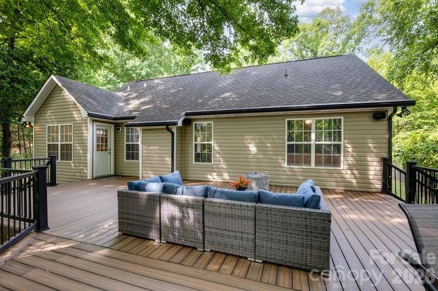 398 Knoll Court SE, Concord, NC 28025