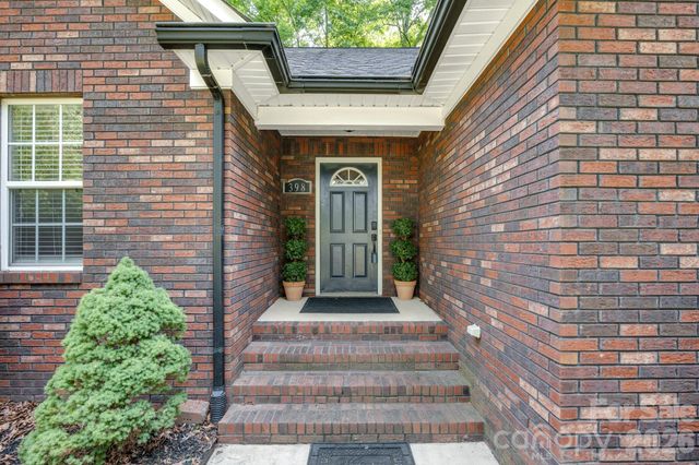 398 Knoll Court SE, Concord, NC 28025