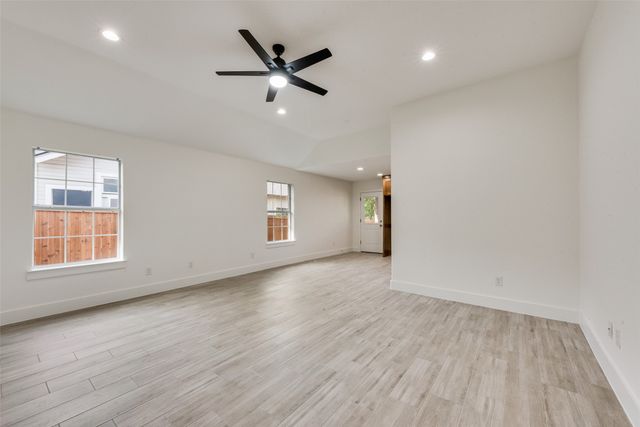 1701 Michigan Avenue, Dallas, TX 75216