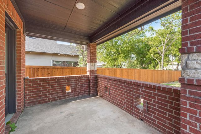 1701 Michigan Avenue, Dallas, TX 75216