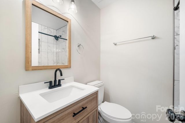 2333 Birchcrest Drive, Charlotte, NC 28205