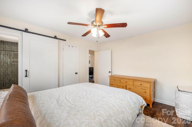 2333 Birchcrest Drive, Charlotte, NC 28205