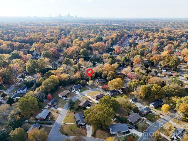 2333 Birchcrest Drive, Charlotte, NC 28205