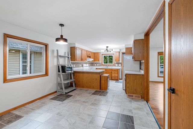 816 SMITH STREET, Green Bay, WI 54302