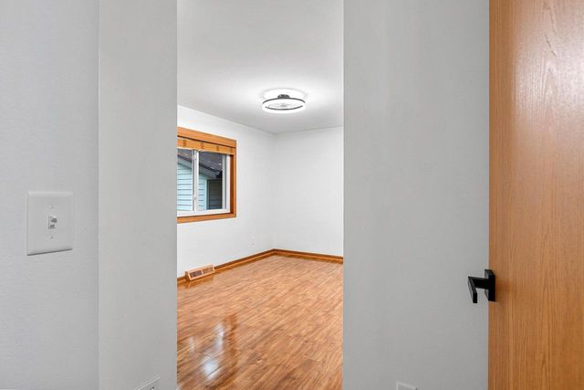 816 SMITH STREET, Green Bay, WI 54302