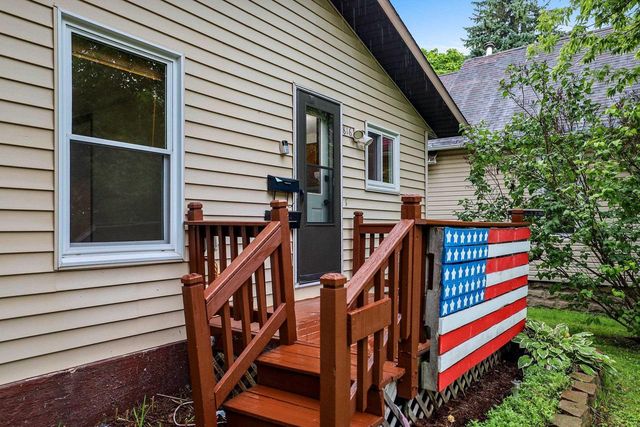 816 SMITH STREET, Green Bay, WI 54302