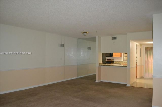 8601 NW 34th Place A208, Sunrise, FL 33351