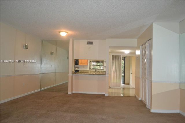 8601 NW 34th Place A208, Sunrise, FL 33351