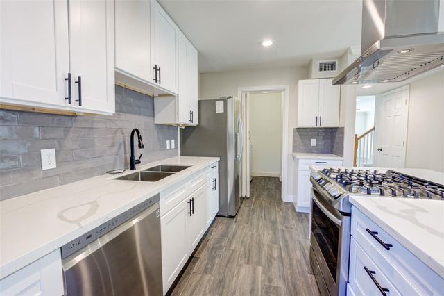 6364 Briar Rose Drive 178, Houston, TX 77057