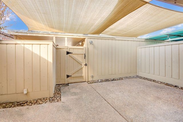 6364 Briar Rose Drive 178, Houston, TX 77057