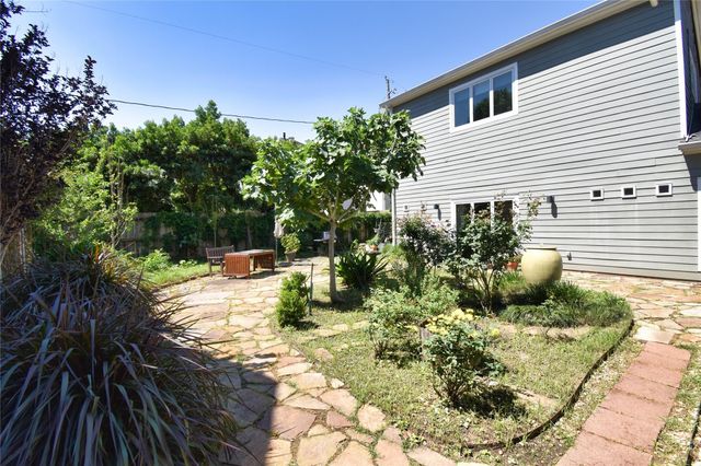 4531 Palmetto Street, Bellaire, TX 77401