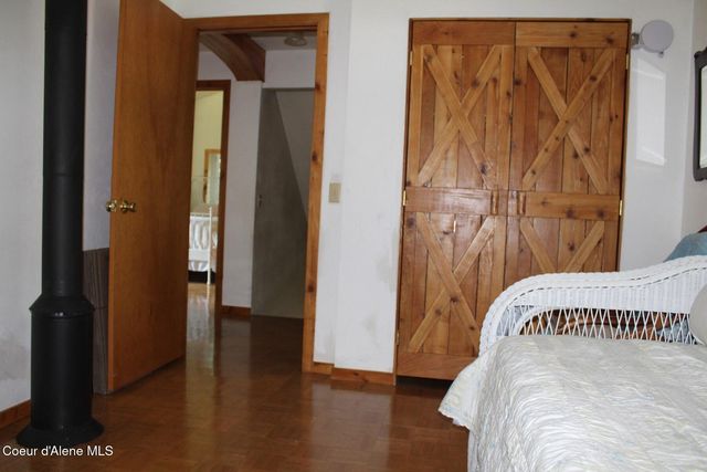 788 Gold Cup Mountain Rd, Priest River, ID 83856