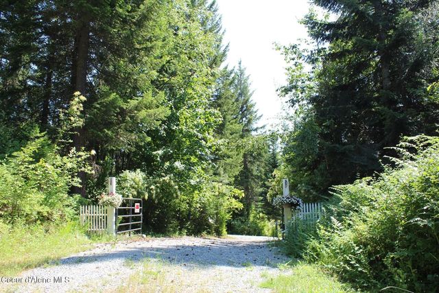 788 Gold Cup Mountain Rd, Priest River, ID 83856