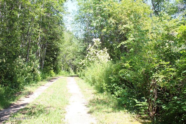 788 Gold Cup Mountain Rd, Priest River, ID 83856