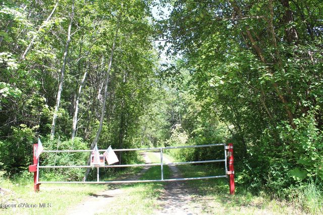 788 Gold Cup Mountain Rd, Priest River, ID 83856