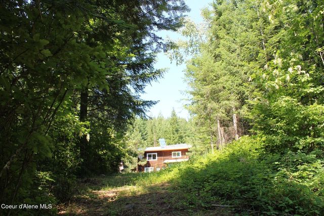 788 Gold Cup Mountain Rd, Priest River, ID 83856