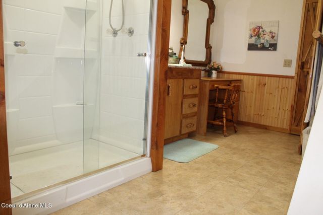788 Gold Cup Mountain Rd, Priest River, ID 83856