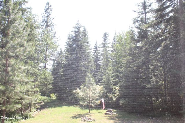 788 Gold Cup Mountain Rd, Priest River, ID 83856