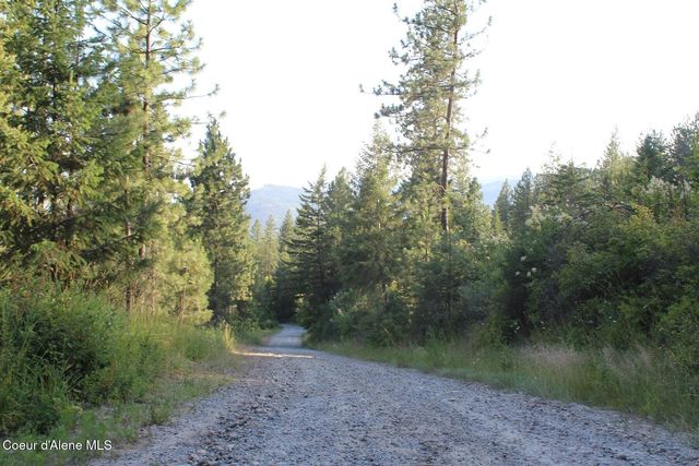 788 Gold Cup Mountain Rd, Priest River, ID 83856