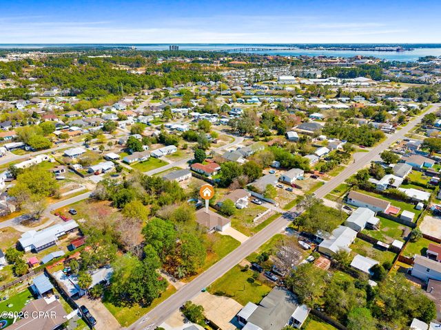 613 Live Oak Lane, Panama City, FL 32408