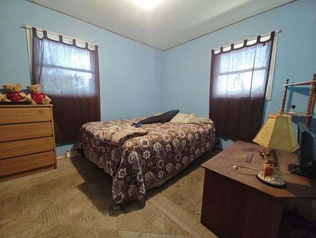 600 S Roosevelt Road, Knox, IN 46534