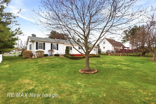 353 Colorado Ridge, Richland Twp, MI 48626