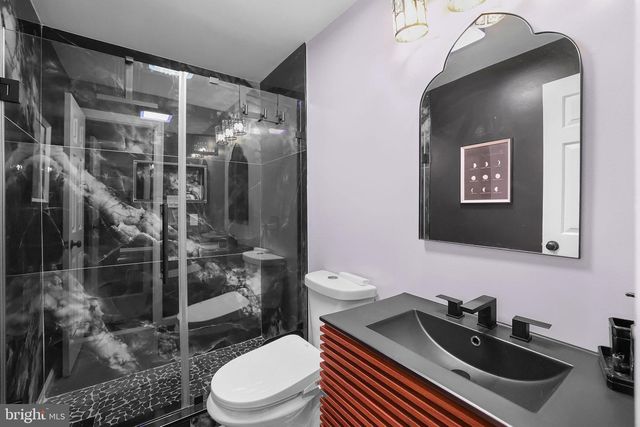 7707 LAKE CIR, Pasadena, MD 21122