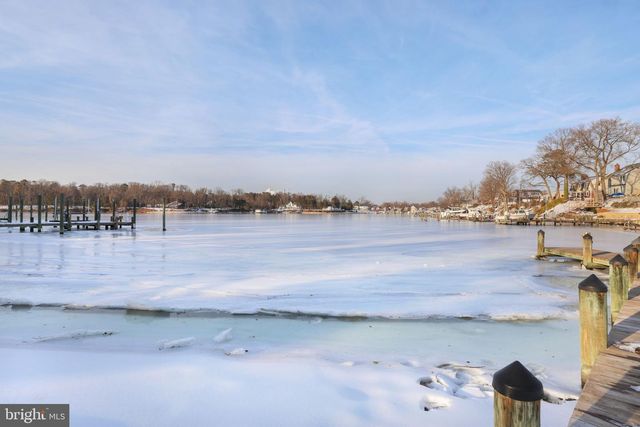 7707 LAKE CIR, Pasadena, MD 21122