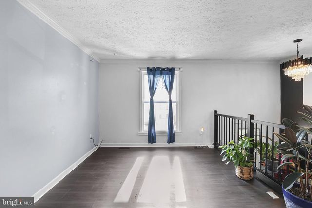 7707 LAKE CIR, Pasadena, MD 21122