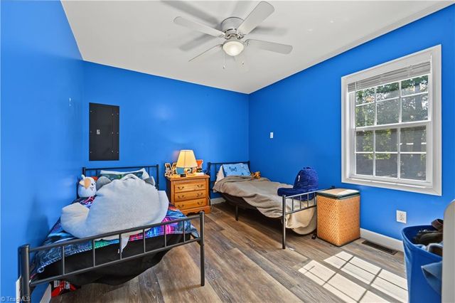7527 Turnpike Road, Archdale, NC 27263