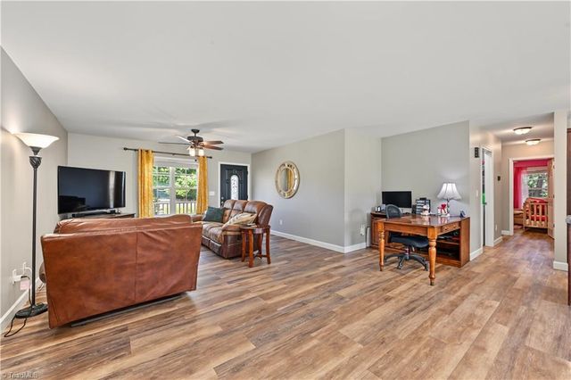 7527 Turnpike Road, Archdale, NC 27263