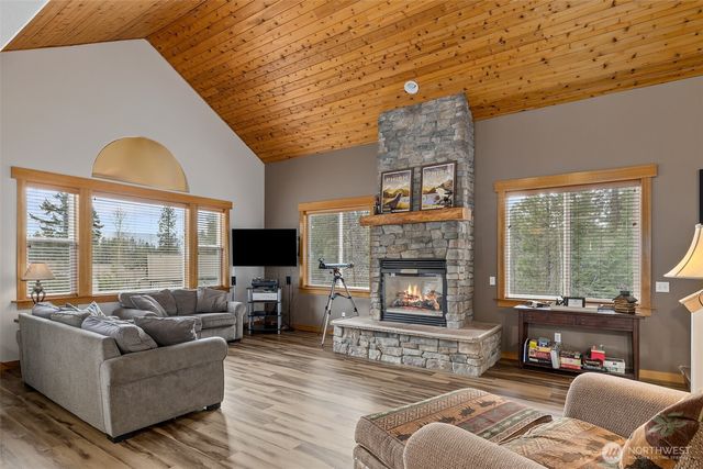 270 Tiger Lily Lane, Ronald, WA 98940
