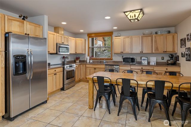 270 Tiger Lily Lane, Ronald, WA 98940