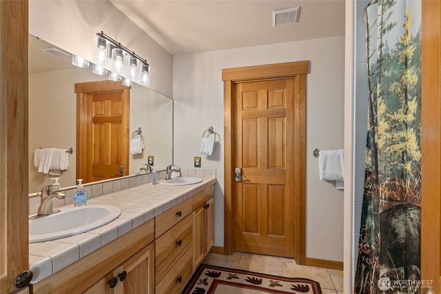 270 Tiger Lily Lane, Ronald, WA 98940