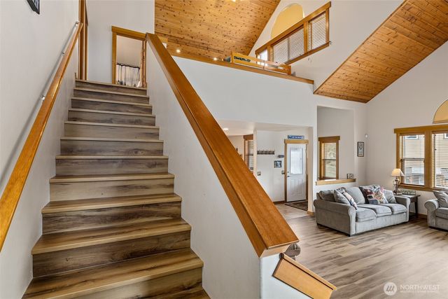 270 Tiger Lily Lane, Ronald, WA 98940