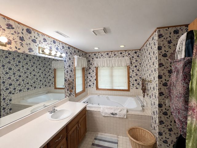 2936 Cypress Circle, Ames, IA 50014