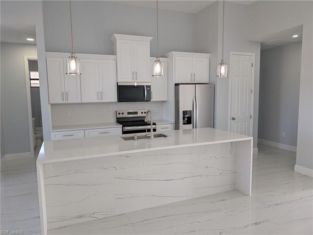 1032 NW 36th PL, Cape Coral, FL 33993