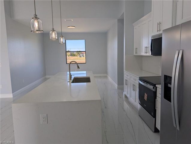 1032 NW 36th PL, Cape Coral, FL 33993