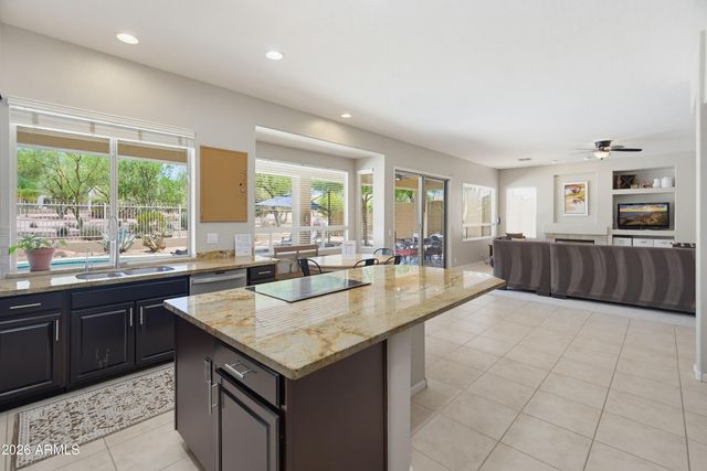 5540 E VIA MONTOYA Drive, Phoenix, AZ 85054