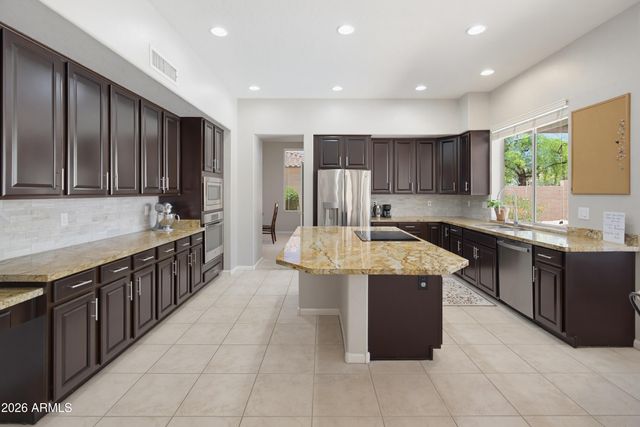 5540 E VIA MONTOYA Drive, Phoenix, AZ 85054