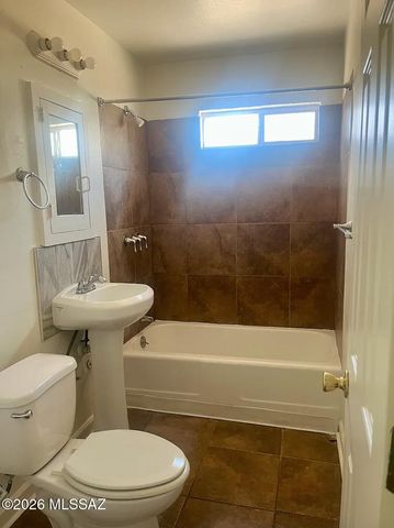 3205 E Glenn Street, Tucson, AZ 85716