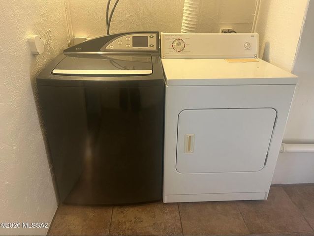 3205 E Glenn Street, Tucson, AZ 85716